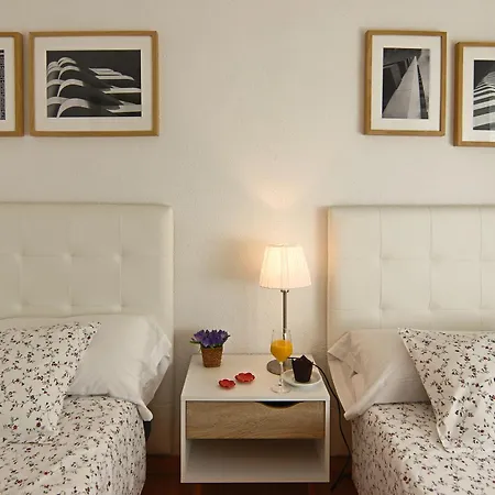 Luminoso. Comodo. Acogedor. Wifi. Junto A Ave Apartament Walencja