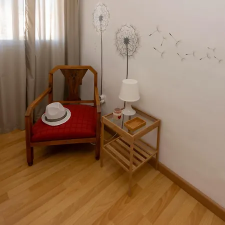 Luminoso. Comodo. Acogedor. Wifi. Junto A Ave Apartament *