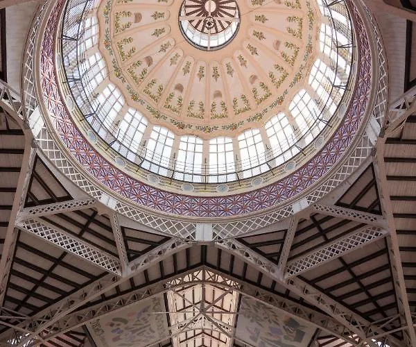 Luminoso. Comodo. Acogedor. Wifi. Junto A Ave * バレンシア